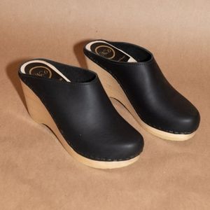 No 6. New School Clog on Wedge EU 41